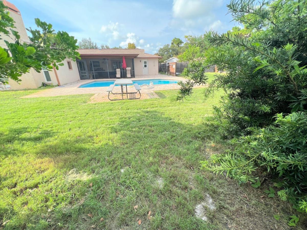 Dream Vacation W Heated Pool Close To Beaches Clearwater St Pete Sleeps 14