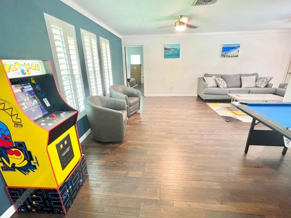 Dream Vacation W Heated Pool Close To Beaches Clearwater St Pete Sleeps 14 Hébergement de vacances *